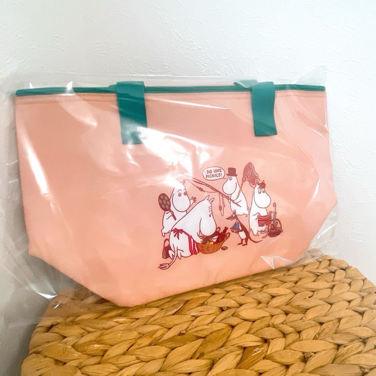 ★新品★ムーミンMOOMINランチバッグ保冷バッグ ハンドバッグ ピンク緑グリーン白ホワイト北欧 遠足の前日 スクエア保温保冷お弁当拍卖