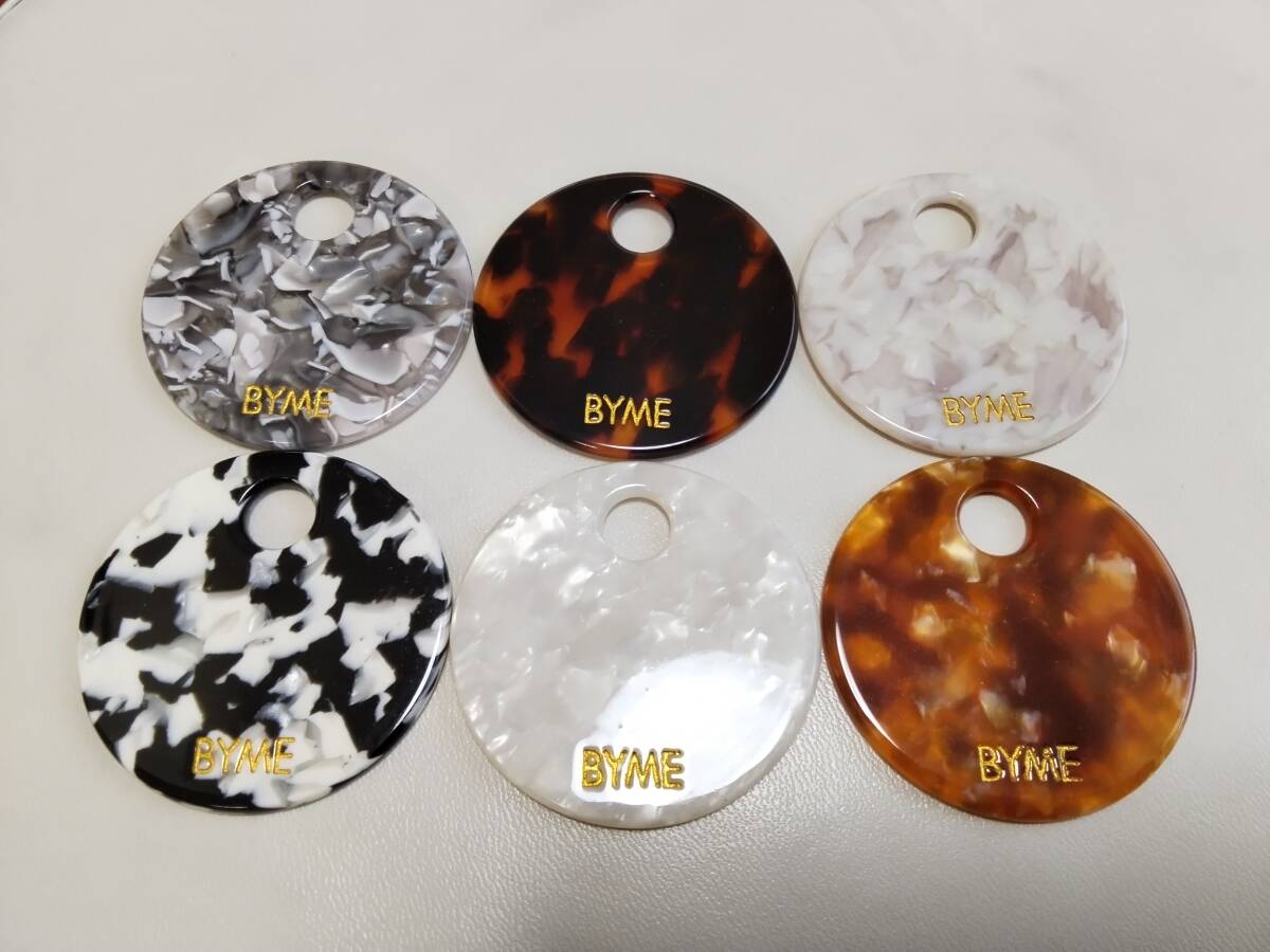 ビューティーバイミー 丸型プレート プラタグ チャーム キーホルダー パーツ まとめて6枚拍卖