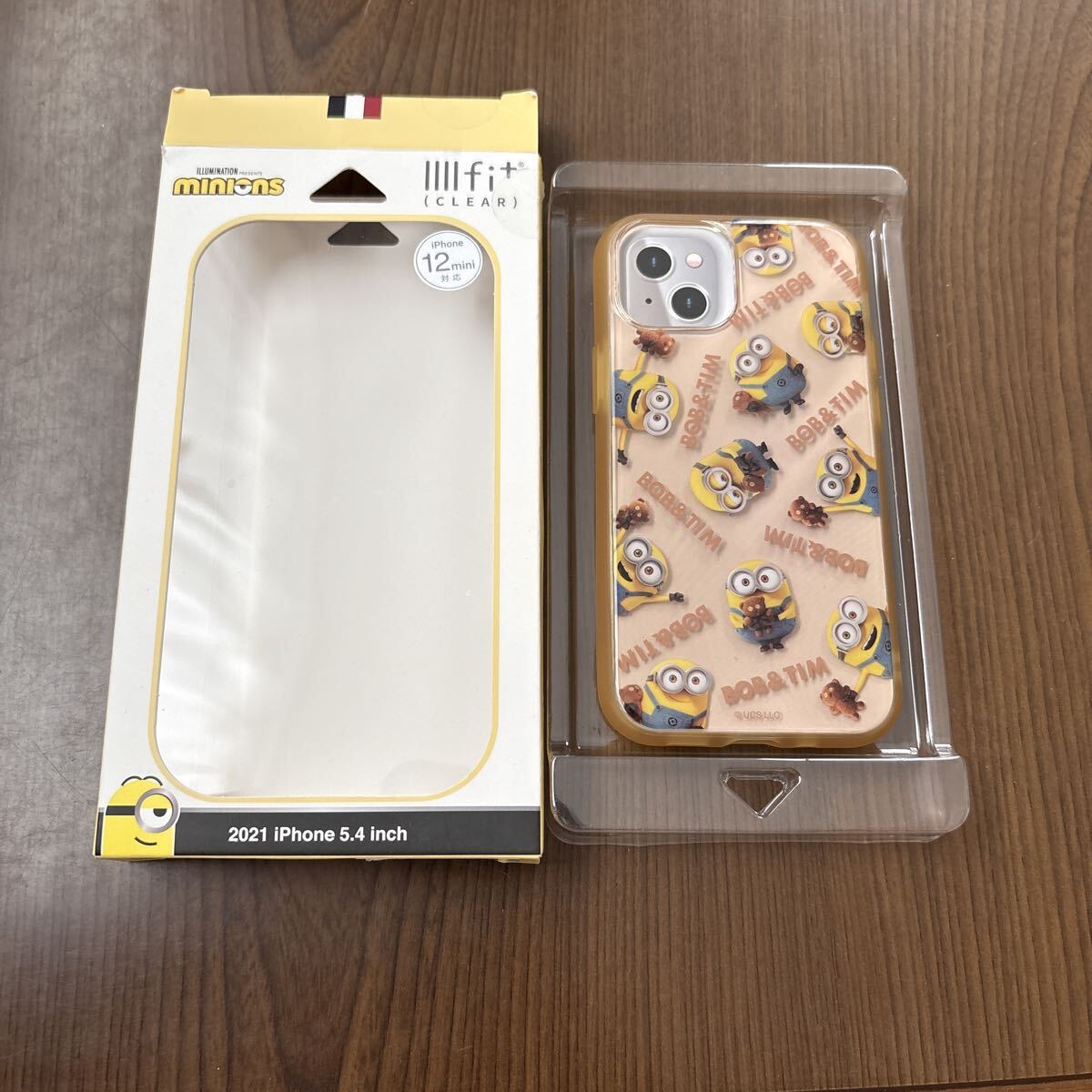 708p2002☆ グルマンディーズ 『怪盗グルー/ミニオンズ』シリーズ IIIIfit Clear iPhone13 mini/12 mini(5.4インチ)対応ケース 拍卖