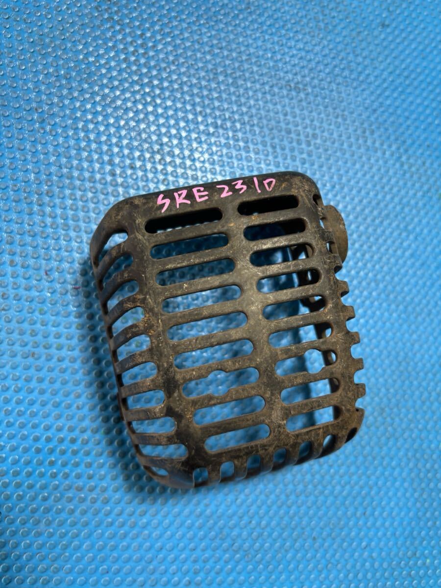送料600円草刈機刈払機部品 パーツ マフラーカバー 共立 SRE2310拍卖