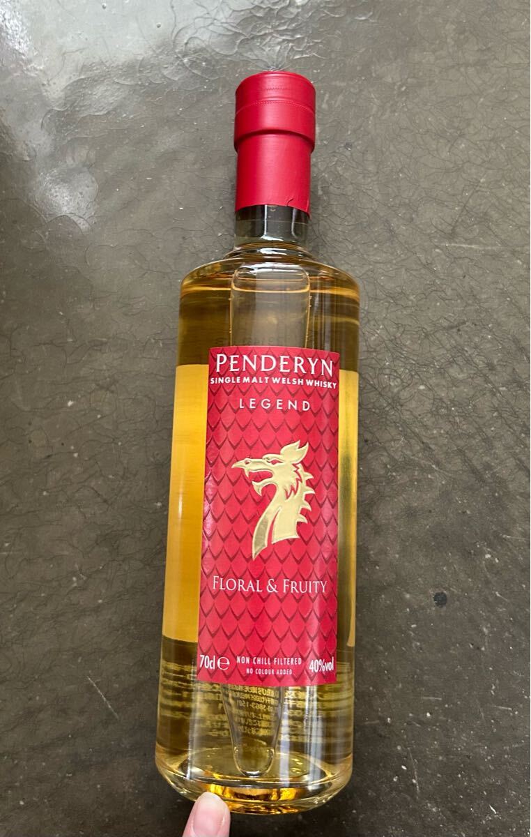 未開封 ペンダーリン レジェンド シングルモルト 40度 箱付 700ml スコッチウイスキー ウェールズ PENDERYN フローラル フルーティ拍卖