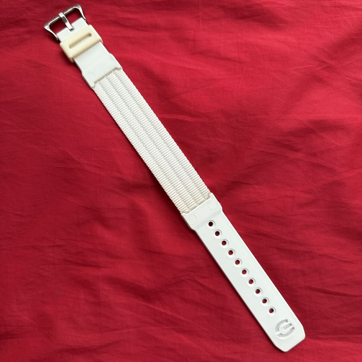 ★即決有★絶版 限定 G-SHOCKベルト カシオ正規品 白色 Gショック G-BAND ★適合 サキカンに通す DW-002.DW-003.DW-004.DW-6900.DW-6600他拍卖