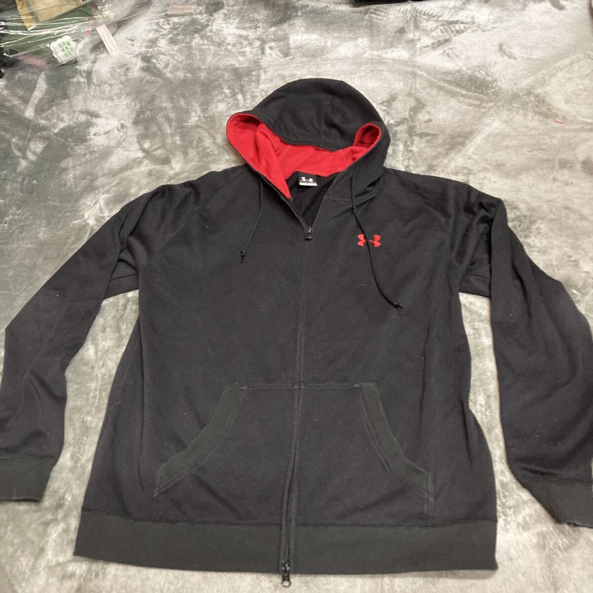 UNDER ARMOUR スウェット パーカー サイズXL拍卖