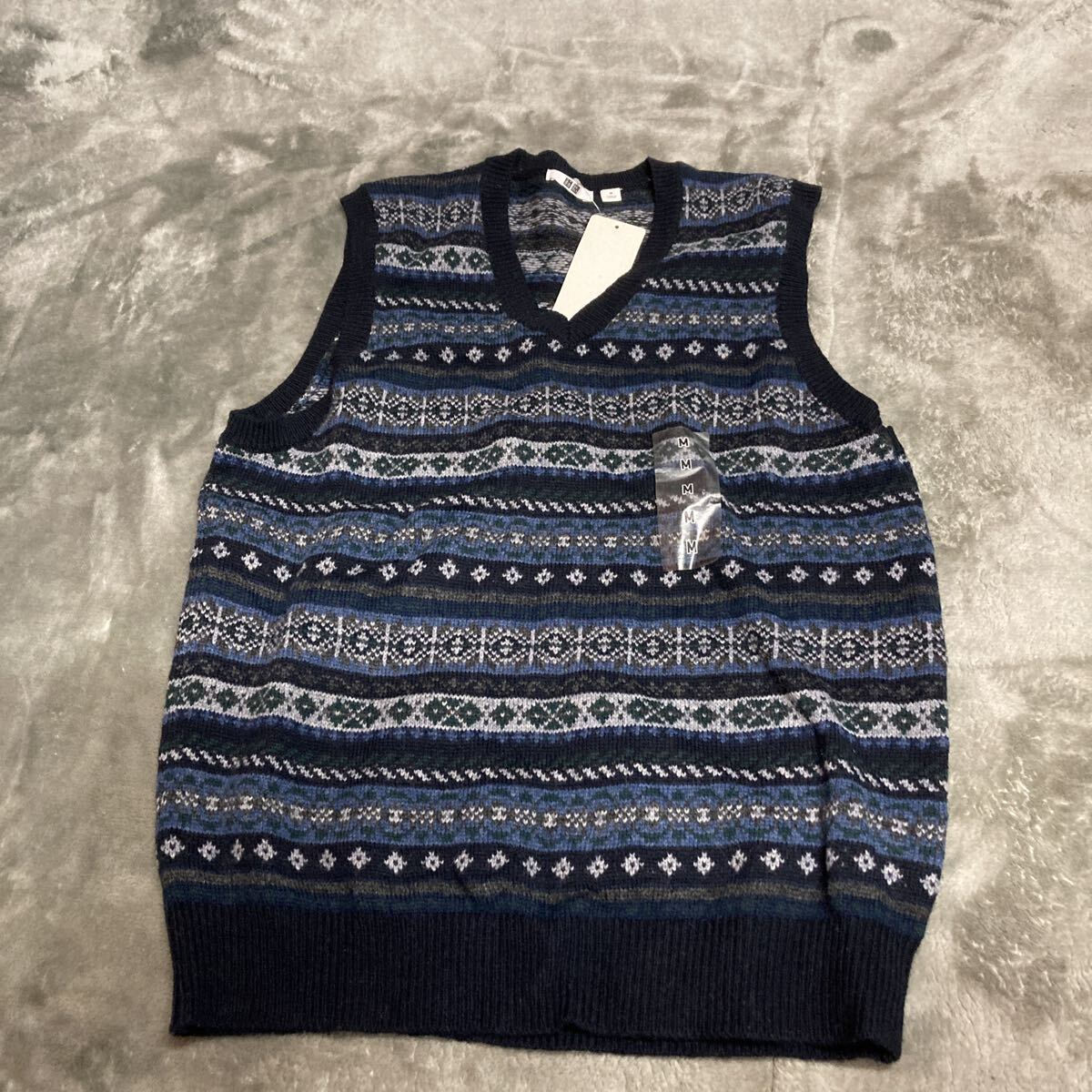 未使用品 ユニクロ ニットベスト サイズM拍卖