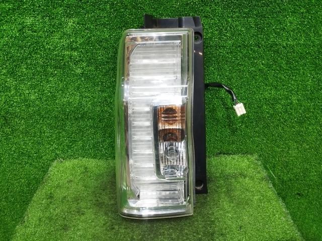 タント DBA-LA610S 左テールランプ 左テールライト トウカイ 20516 81560-B2580 81560-B2582 純正 LED拍卖