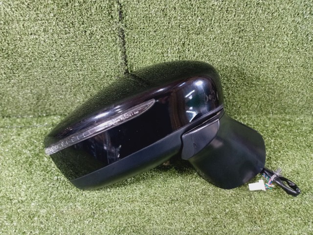 ノート DAA-HE12 右サイドミラー 右ドアミラー 96301-5VA0A 96301-5VA0B拍卖