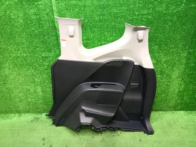 シエンタ DBA-NSP170G 右クォータートリム 64730-52520-C0拍卖