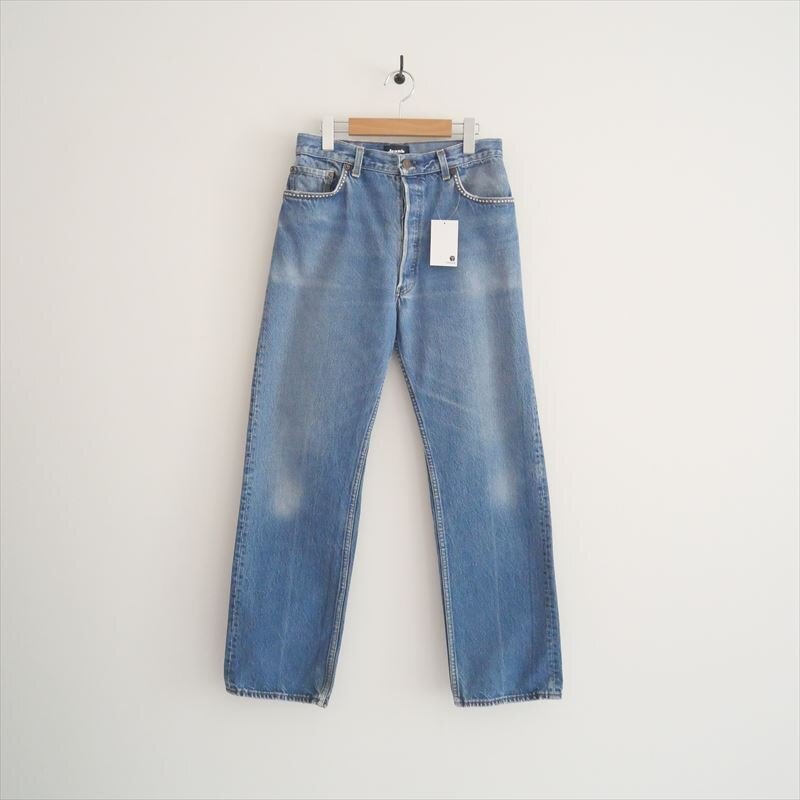 2025SS・人気完売品 / Whim Gazette購入品 / Jeanie Blue ジーニーブルー / STUD DENIMパンツ / WGZ1051103C0001 / 2508-0012拍卖