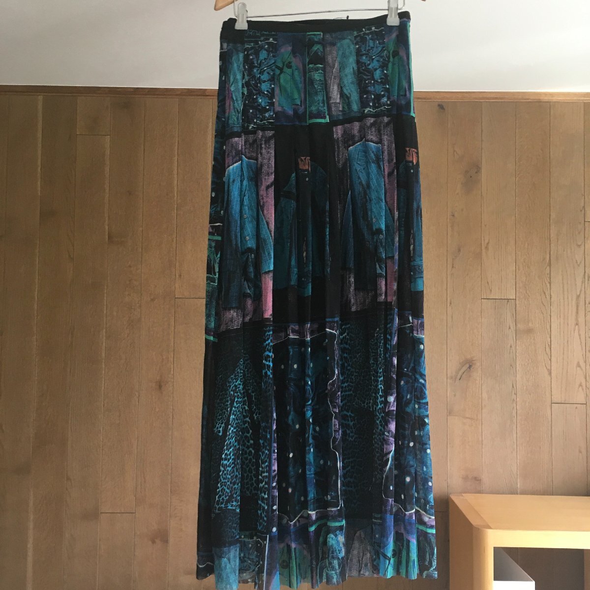 即決 極美品 JEAN PAUL GAULTIERジャンポール・ゴルチエ パワーネット スカート40 TM拍卖