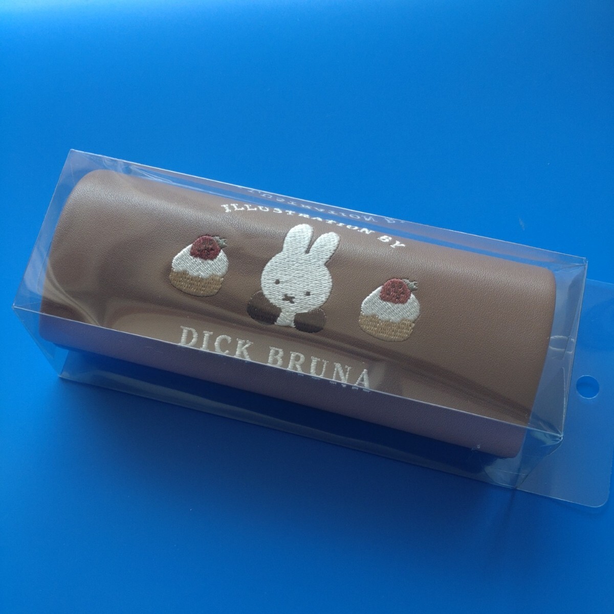 ★ミッフィー★メガネケース★ドルチェシリーズ★かわいいクロス付き★ブラウン拍卖