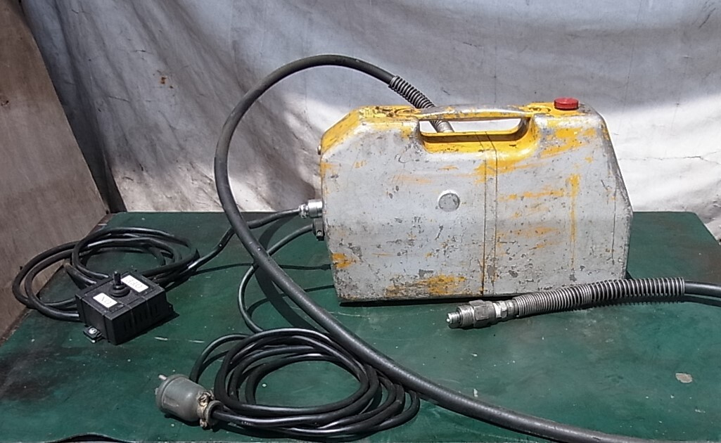 ま 日東造機製 単動 電動油圧ポンプ パンチャー SGS-2 AC100V単動型 油圧パンチャー 油圧ポンプ 鋼材加工・建設機材 動作品拍卖