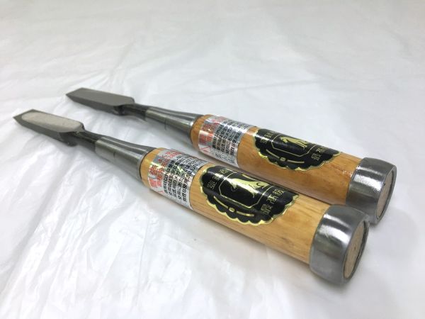 JA4-214◆狐 きつね 追入鑿 5分 2個セット 大工道具 (のみ/ノミ/約寸W225xH25xD25mm/総量約246g) 現状品拍卖