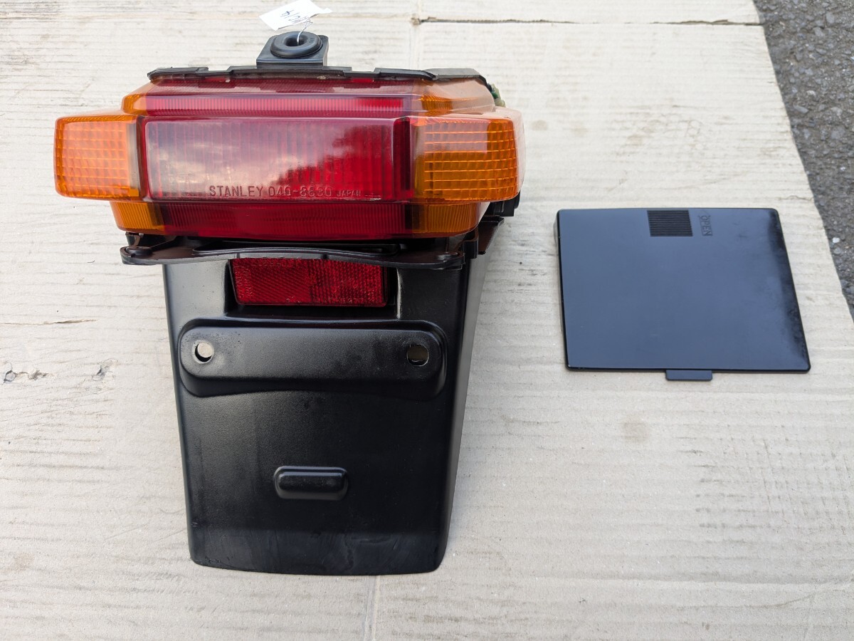 HONDA ホンダ CBR250Four MC14 テールランプ レンズ リア フェンダー ランプ バック 程度良好拍卖