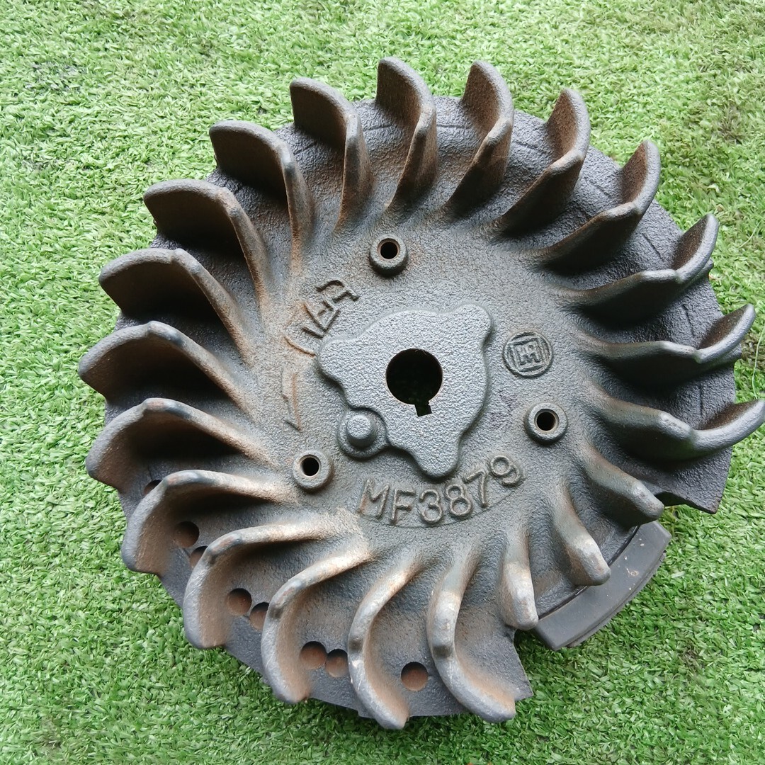 ヤンマー 田植え機 AP400 GA120 フライホイール 点火 エンジン 状態良好 MF3879 ポイント 左回り 倉庫内保管 AP GA 拍卖