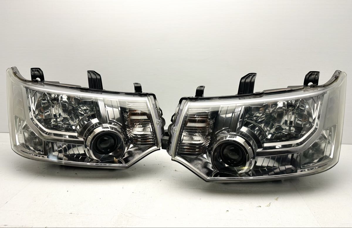 ★当日発送★三菱 デリカD:5 D5 CV5W CV1W CV2W CV4W 純正 HID ヘッドライト 左右セット バラスト付き KOITO 100-87918 (T246)拍卖