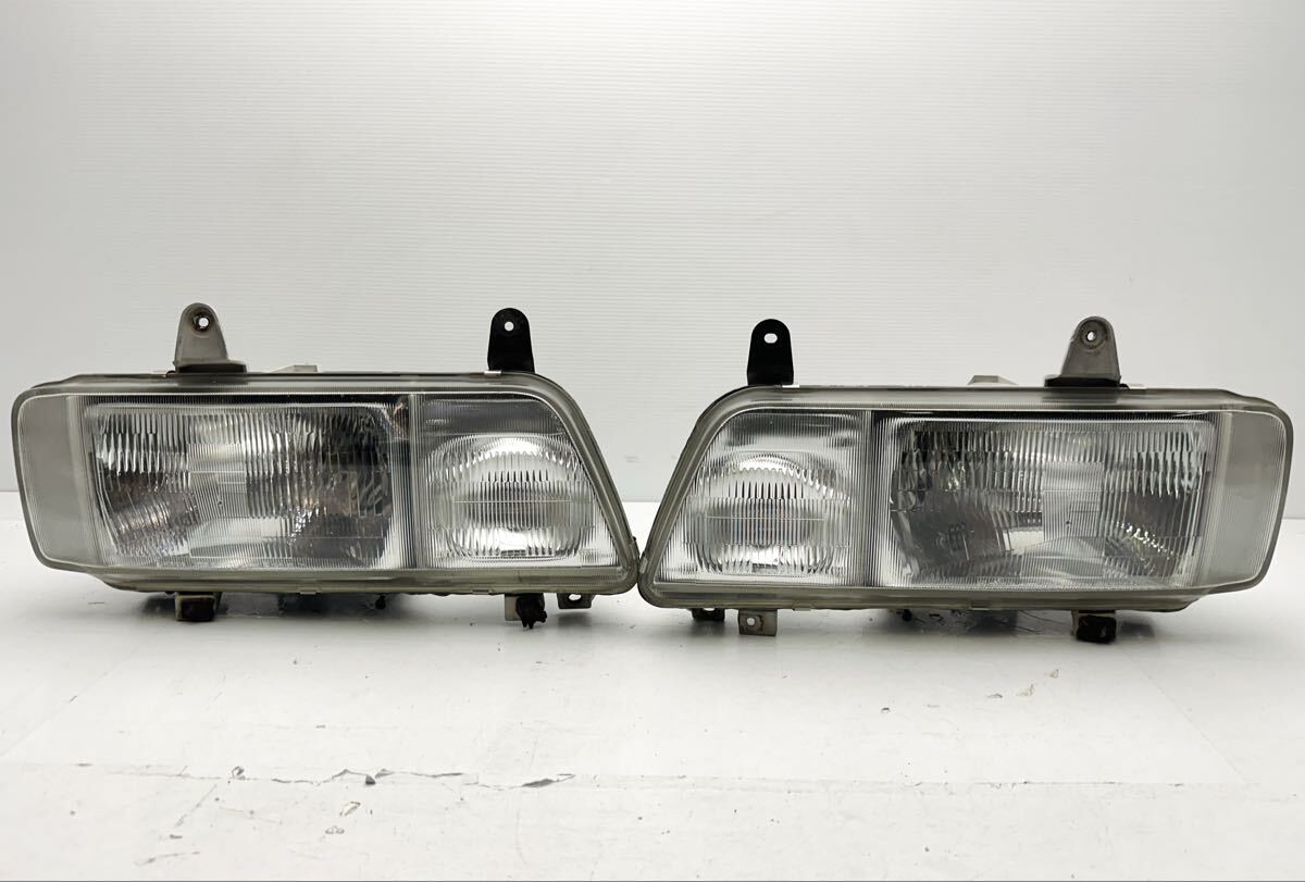 ★当日発送★動作品★ISUZU フォワード ギガ 24V ハロゲン FSR34L4SZ 純正 左右セット ヘッドライト KOITO 100-21510 ヘッドランプ (S259)拍卖