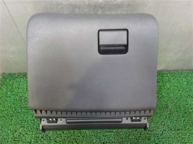 ■ジューク●グローブボックス 収納 小物入れ□YF15(24843/4-11拍卖