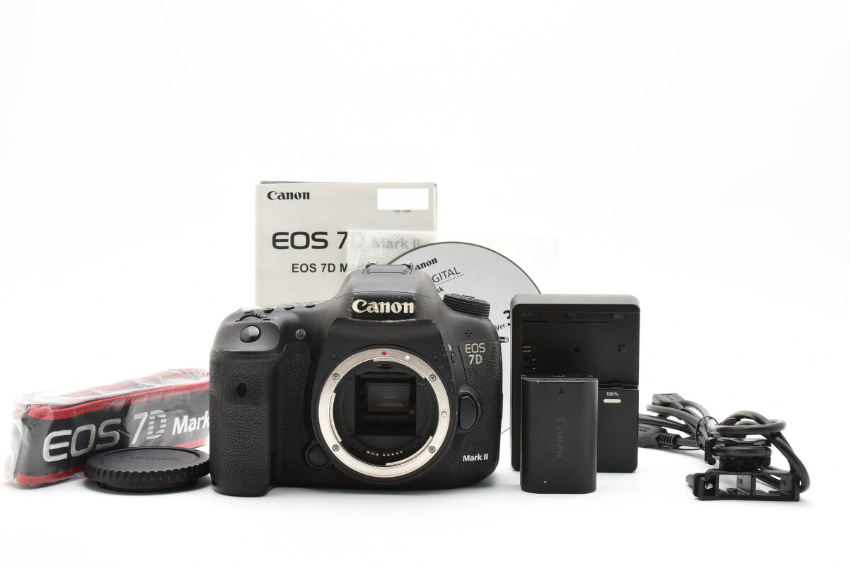 良品 Canon Eos 7D markII バッテリーチャージャーセット拍卖