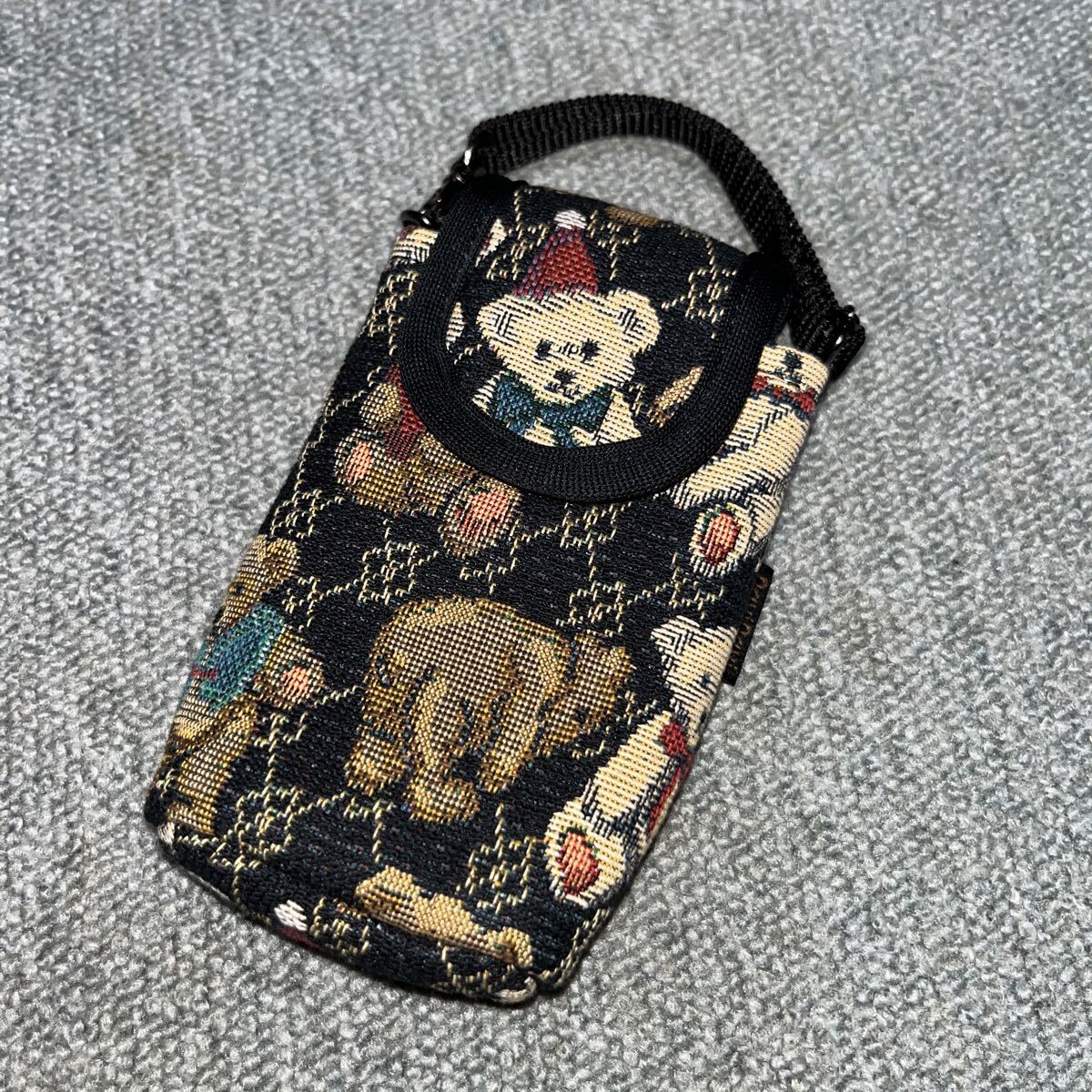 Ravi Ravi 刺繍 クマ テディ 超かわいい!当時物!新品未使用 ラビラビ 小物入れ YAMATOYA TOKYO 日本製 激安 早い者勝ち! ポーチ拍卖