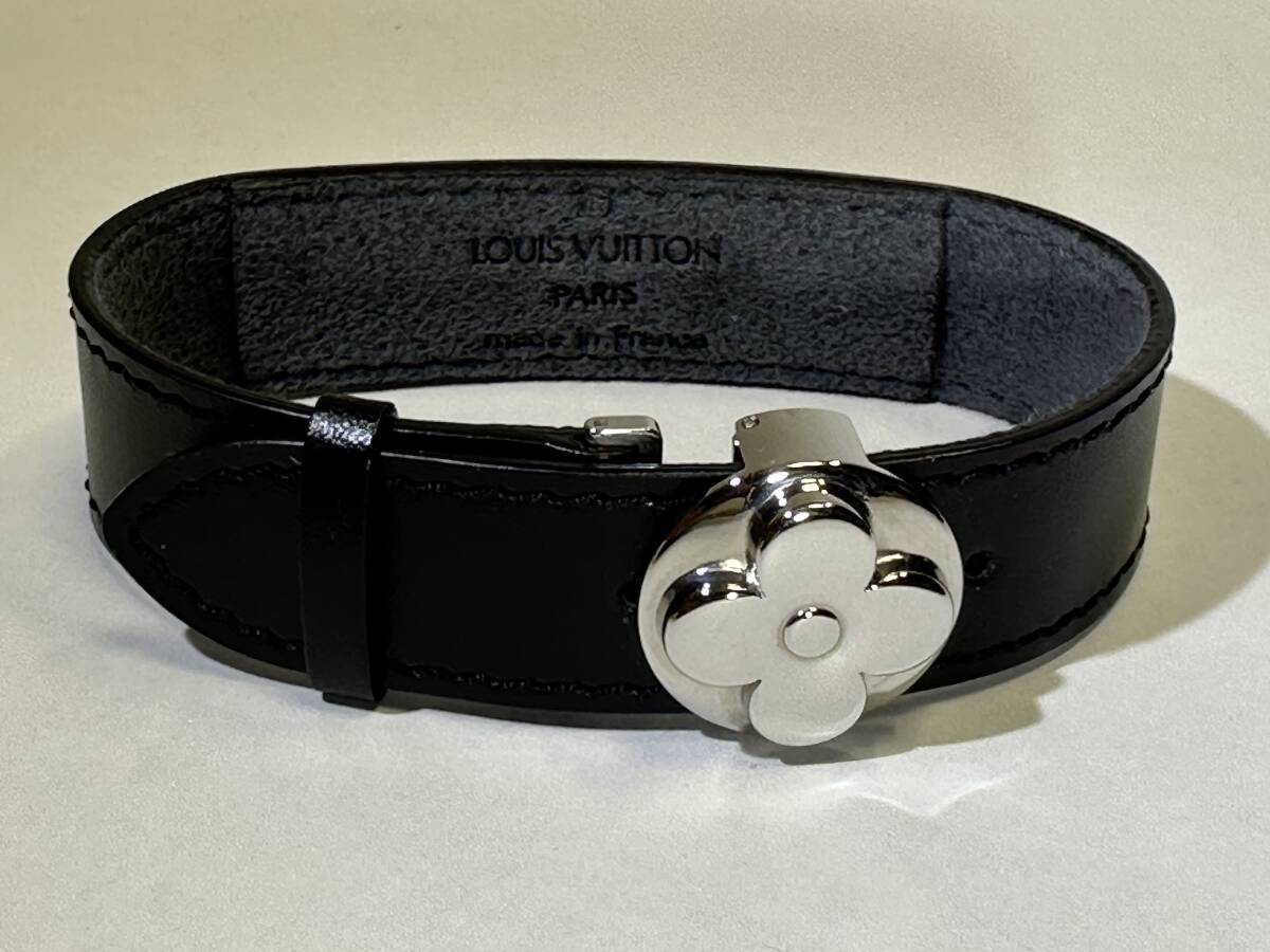 ルイヴィトン LOUIS VUITTON ブラスレヴー グッドラックブレス モノグラムフラワー M64447 ノワールブラック 中古拍卖
