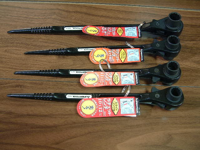 スーパーツール 両口ラチェットレンチ 4種 RNR-1317 RNR-1214 RNR-1113 RNR-1012 リングスライド付 計4点 未使用品拍卖