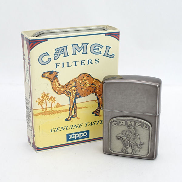 ★ ジッポ キャメル メタル貼り シルバー 1997年製 未使用品 (0220530440)拍卖