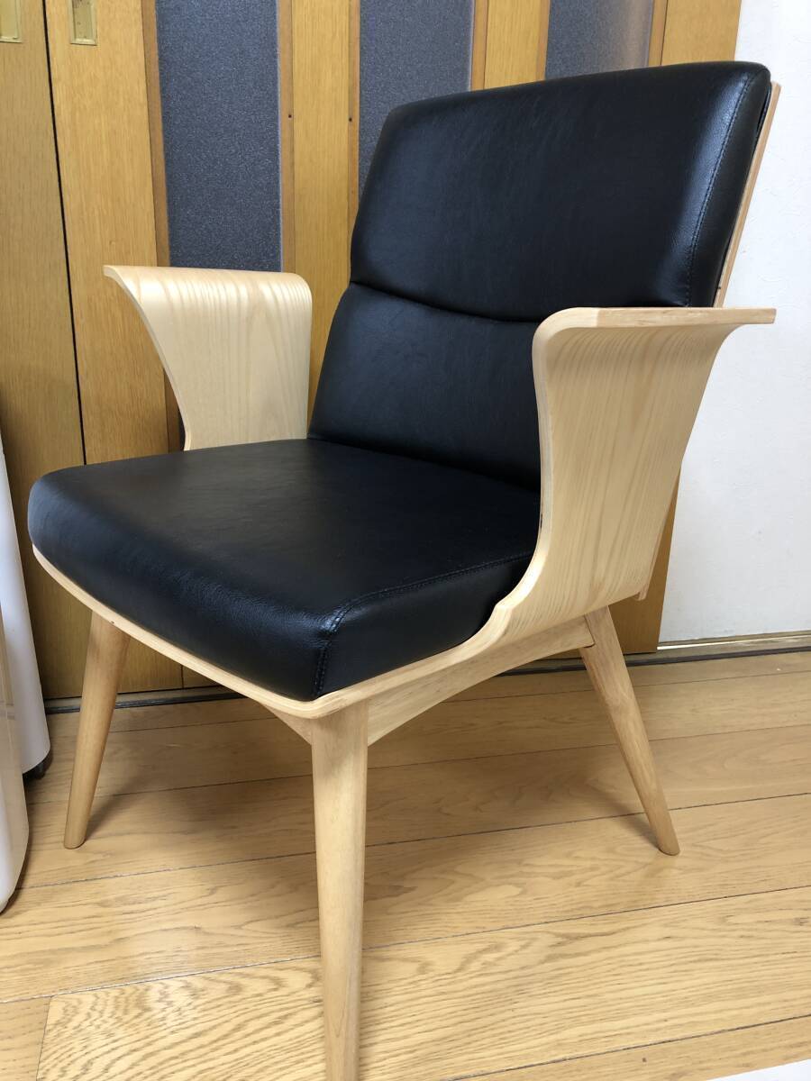 アームチェア 木製 ウッド 曲木 レザー ブラック ナチュラル ダイニング拍卖