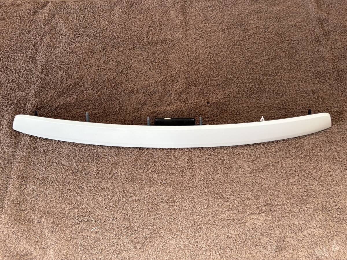 ★トヨタ アクア NHP10 ガーニッシュ パールホワイト 083 76801-52430フィニッシャーパネル バックドアガーニッシュ!美品!★拍卖