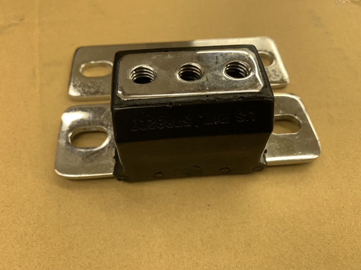 シボレーインパラ エナジークロームミッションマウントブラック新品。 エナジーATマウント ベルエア ビスケイン カプリス拍卖