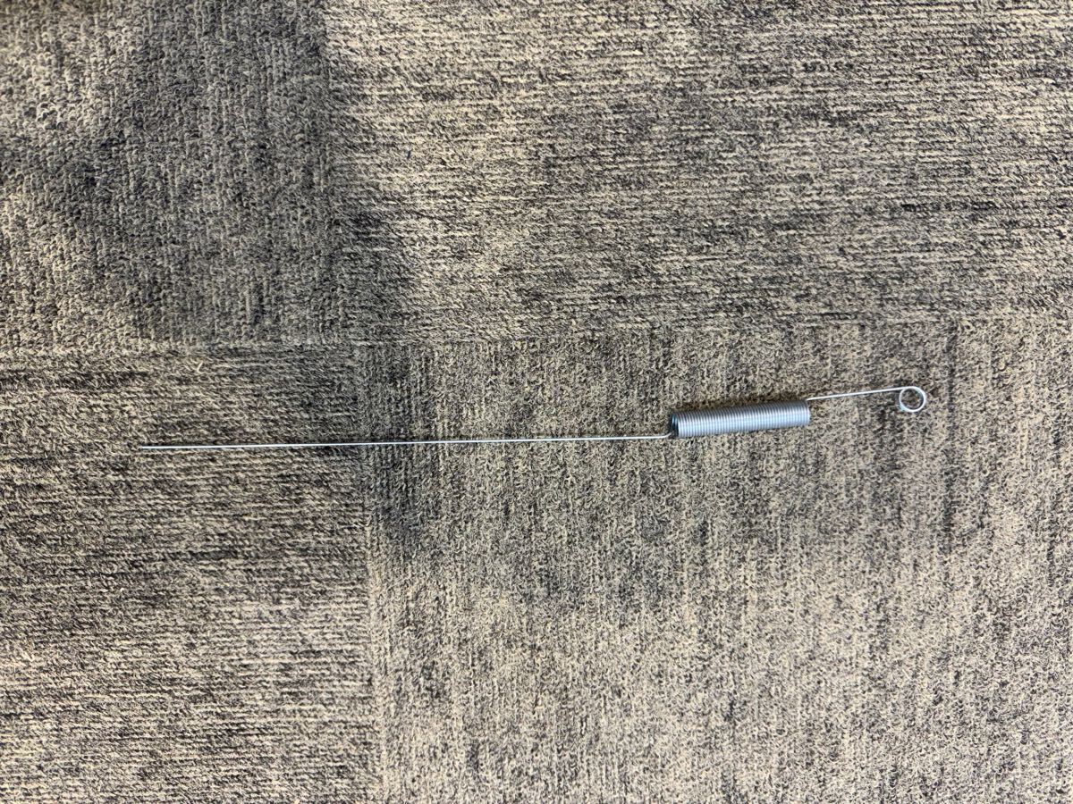 シボレースロットルリターンスプリング、アクセルリターンスプリング。インパラベルエアシェベルエルカミーノカマロコルベットキャデラック拍卖