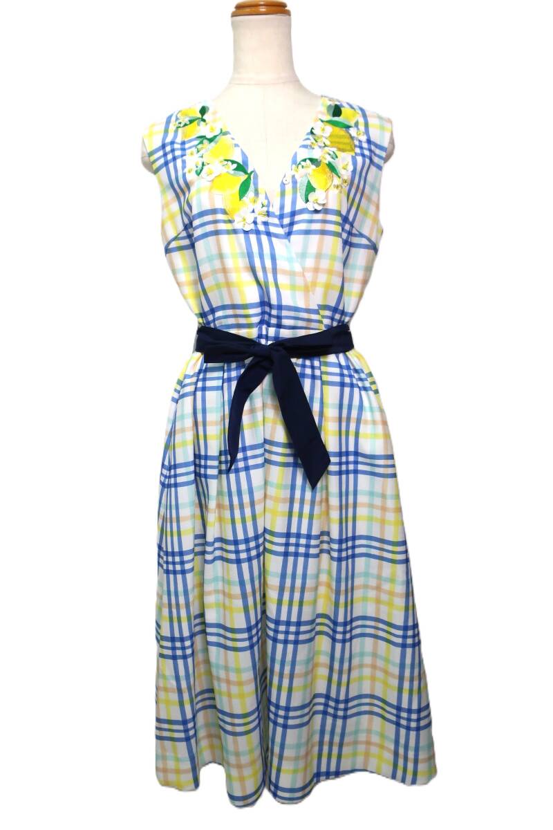 【送900円】332 Chesty チェスティ チェック柄カシュクールワンピース ノースリーブ 花柄刺繍 フレア ミディ丈 腰紐 Vネック 1拍卖