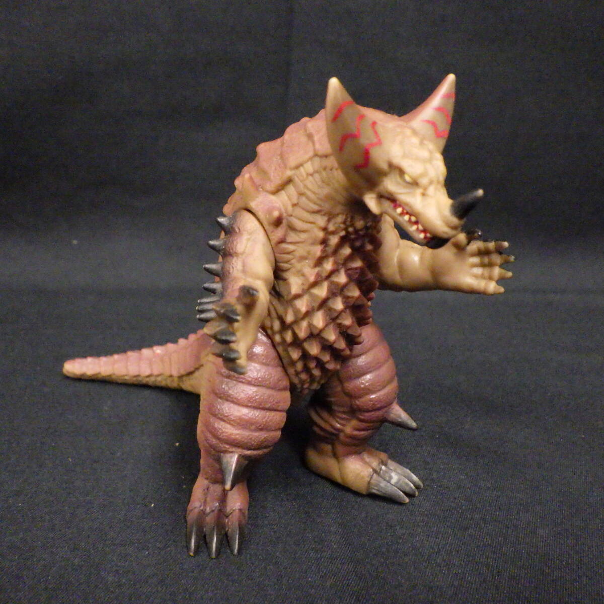 2008年 ウルトラマン ウルトラギャラクシー 大怪獣バトル ソフビ フィギュア EXゴモラ拍卖