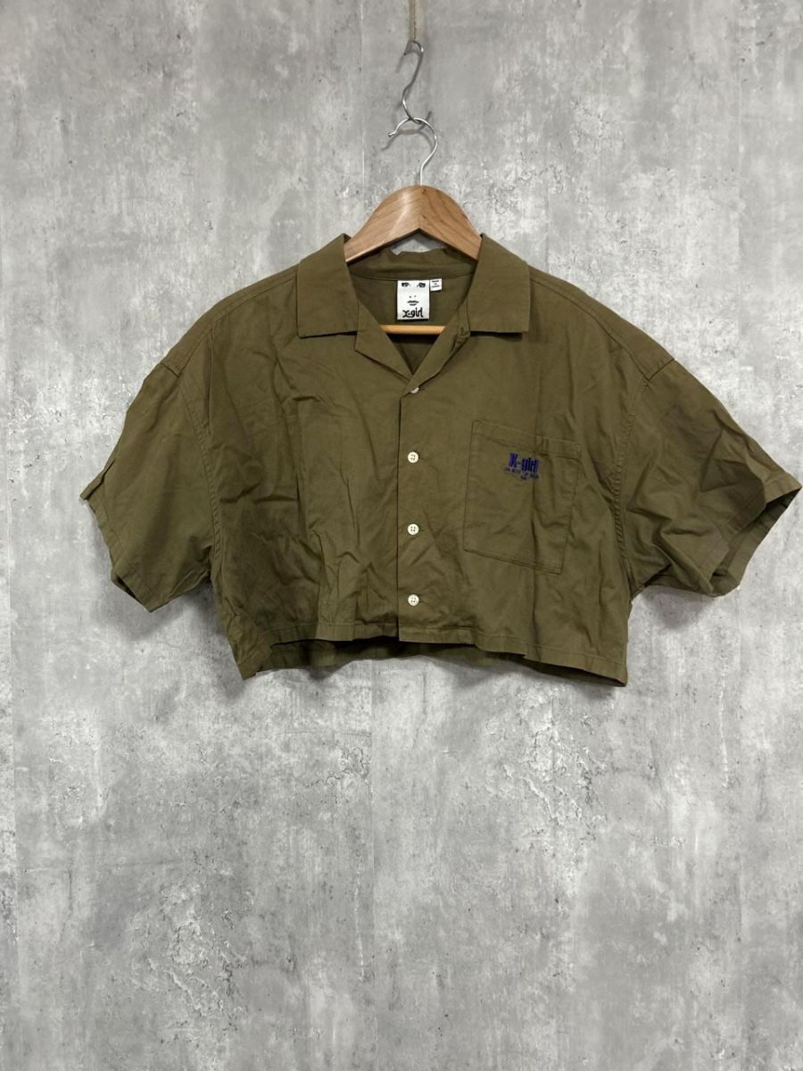 ネコポスOK X-girl エックスガール 半袖 バックロゴ 刺繍 ショート丈 シャツ sizeS/カーキ ■◆ レディース拍卖