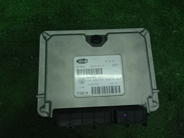 ☆ランチア ムーザ・2005年 左ハンドル車・エンジンコンピューター(1)・551985805 4XL631G3F 即発送拍卖