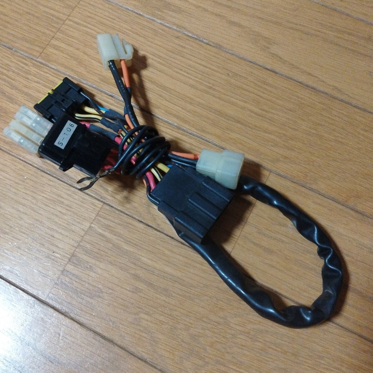希少品 絶版品 ユピテル YUPITERU エンジンスターターハーネス S-106 ワゴンR アルト セルボ 車種別ハーネス 当時物 旧車拍卖