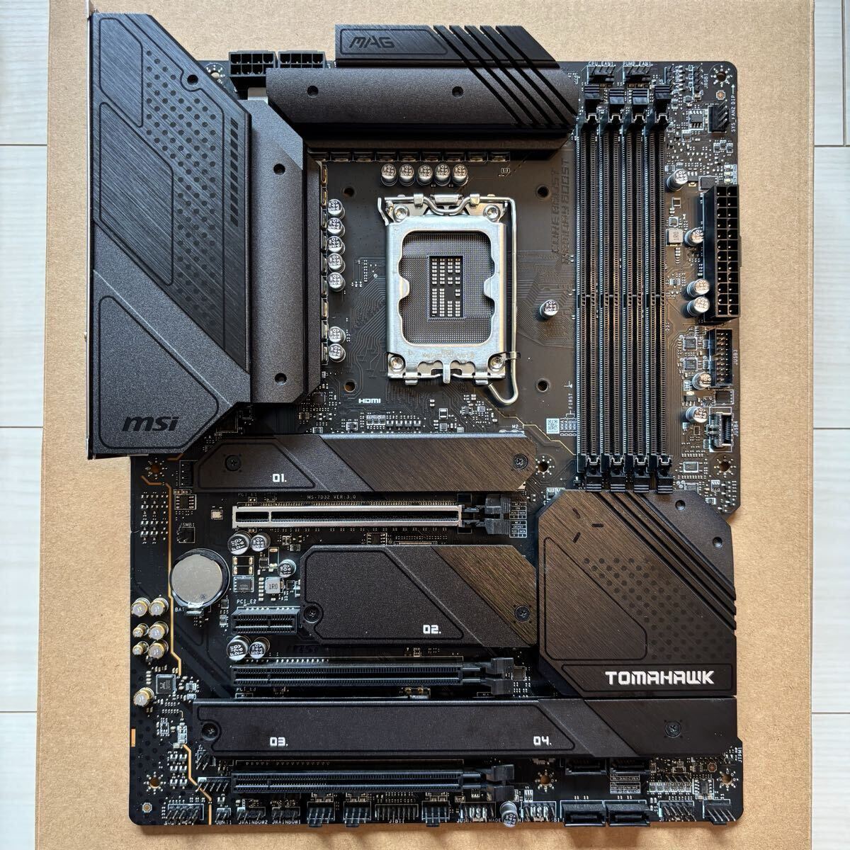 MSI Z690 TOMAHAWK DDR5 マザーボード 中古動作確認済み 自作PC LGA1700拍卖