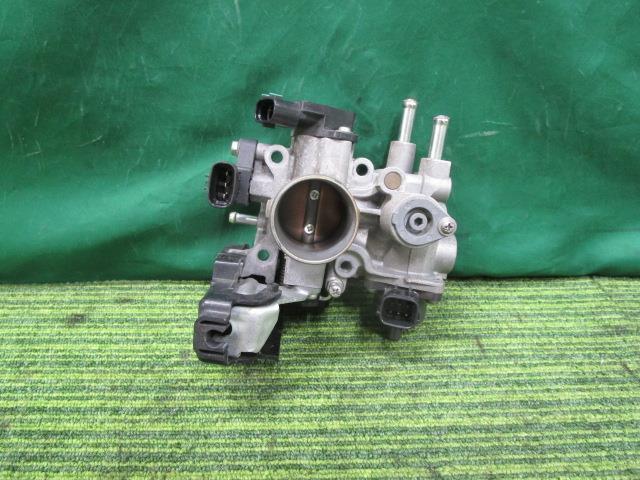 AZワゴン DBA-MJ23S スロットルボディ XG 【岐阜発】拍卖