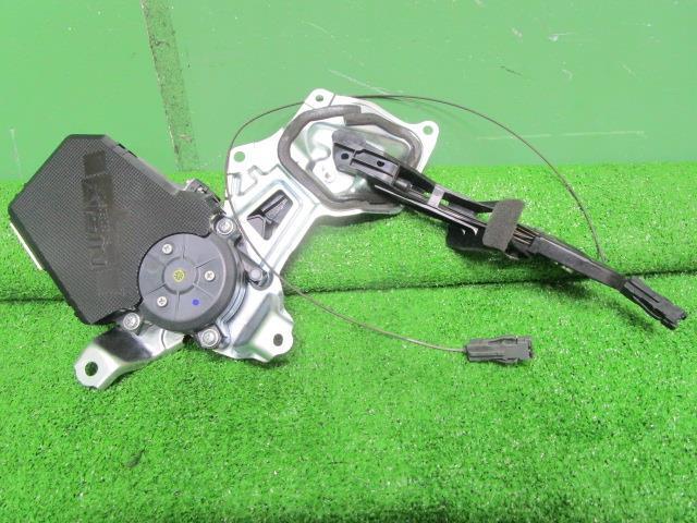 デイズルークス DBA-B21A 左パワースライドドアモーター X 4WD 97960-6A00A【岐阜発】拍卖