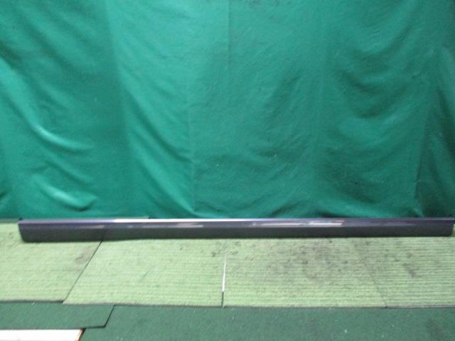 ワゴンR DBA-MH23S 右サイドステップ スティングレーX 77230-70K00-ZLY【岐阜発】拍卖