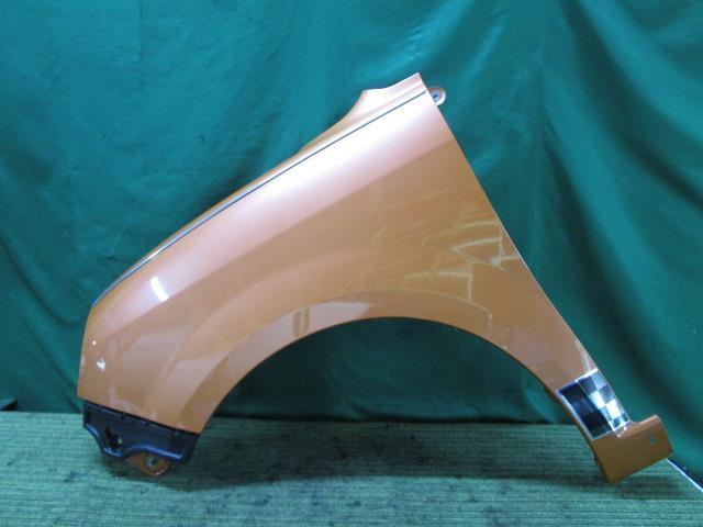 ミラジーノ DBA-L650S 左Fフェンダー ジーノL 53812-B2140【岐阜発】拍卖