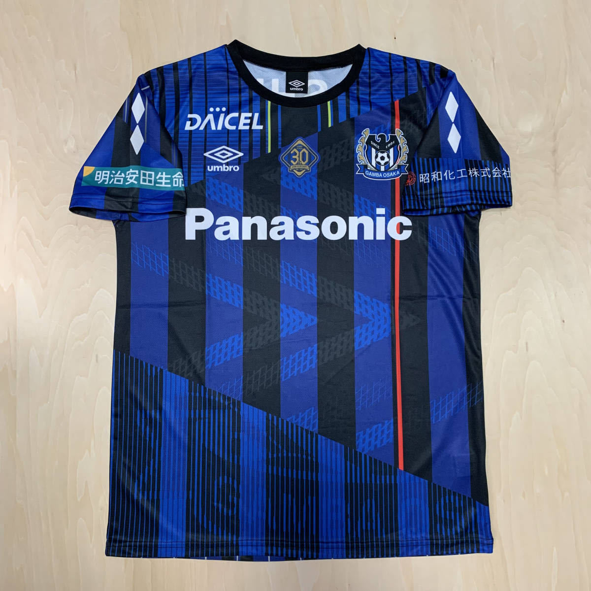 即決! 2021 21 ガンバ大阪 30周年 限定 Tシャツ 新品 ユニフォーム 非売品 太陽の塔 遠藤 宇佐美 昌子 応援用 エキスポ Gamba Osaka Expo拍卖