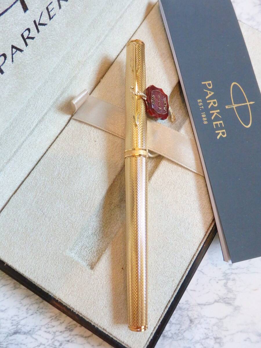 ◆【ほぼ未使用】【送料230円~】パーカー 旧プリミエ 22金・ゴールドプレート・グレインドルジェ柄 万年筆 ペン先:18K750 F拍卖
