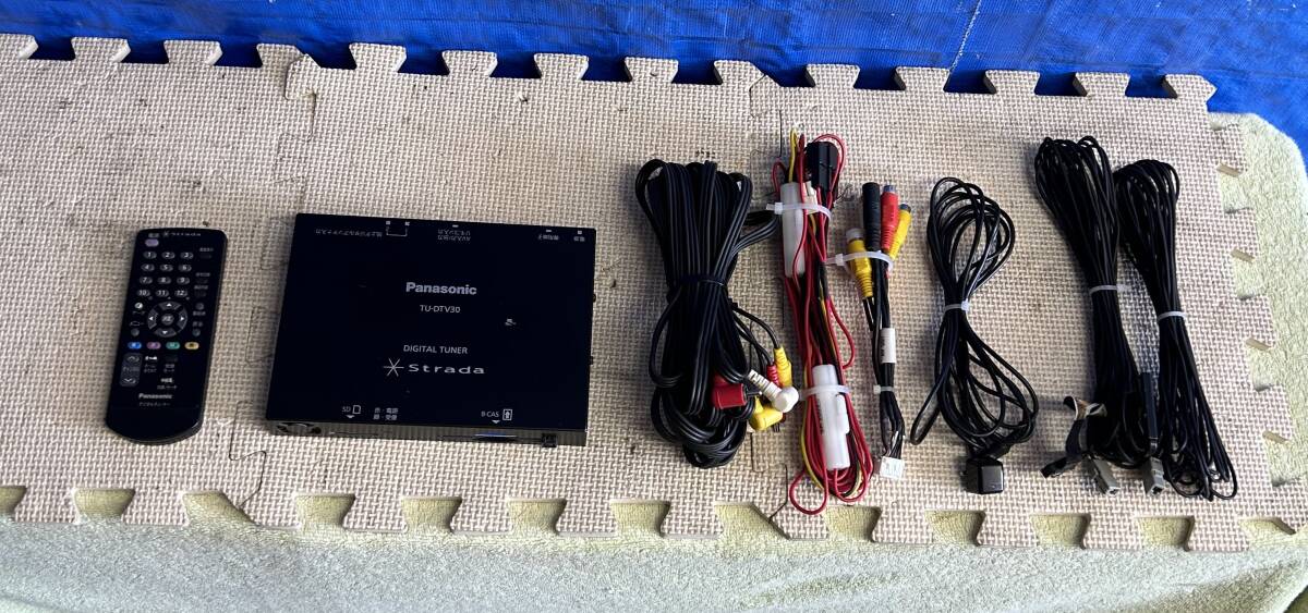 パナソニック Panasonic ストラーダ 地デジチューナー TU-DTV30-2A拍卖