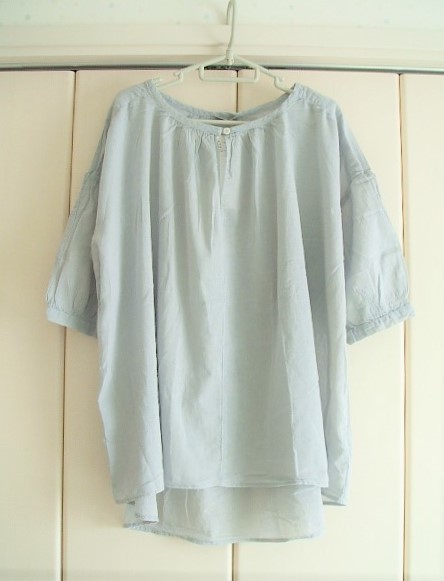 サマンサモスモス★ボイルクルーネックブラウス・グレー★タグ付き拍卖