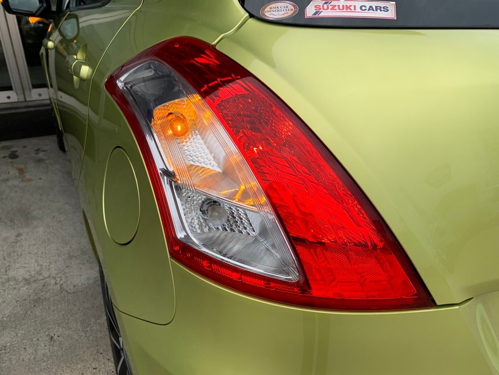 『psi』 スズキ ZC72S スイフト 左テールランプ AL 8101拍卖