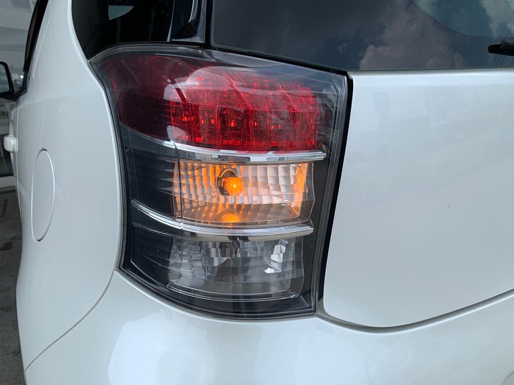 『psi』 トヨタ NGJ10 iQ 左テールランプ イチコ 74-8 H22年式拍卖