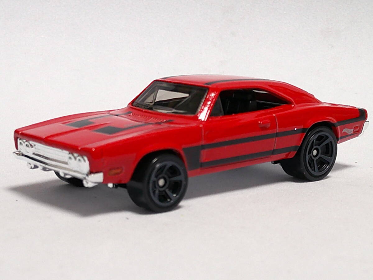 ホットウィール (白) '69 ダッジ チャージャー 500 <ルース> Hot Wheels ナイト バーナーズ拍卖