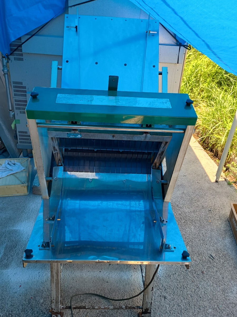 フジシマスライサーF2 食パンスライサー 食パンカッター刃切基準:P=22.75mm x 15動作確認済拍卖