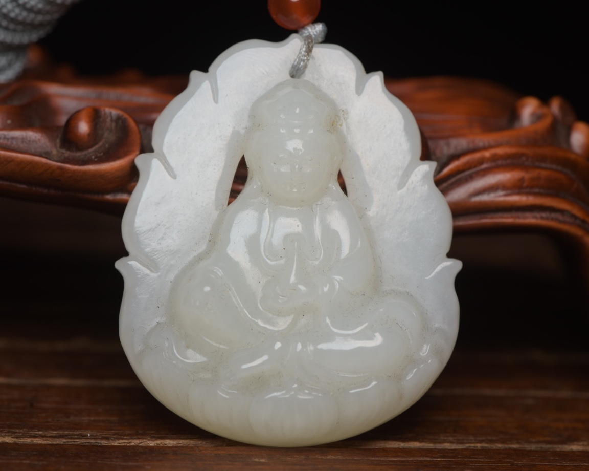 旧 清代 和田玉 觀音 裝身具 天然石 時代物 中国古美術 古賞物 古置物 唐物 S78拍卖