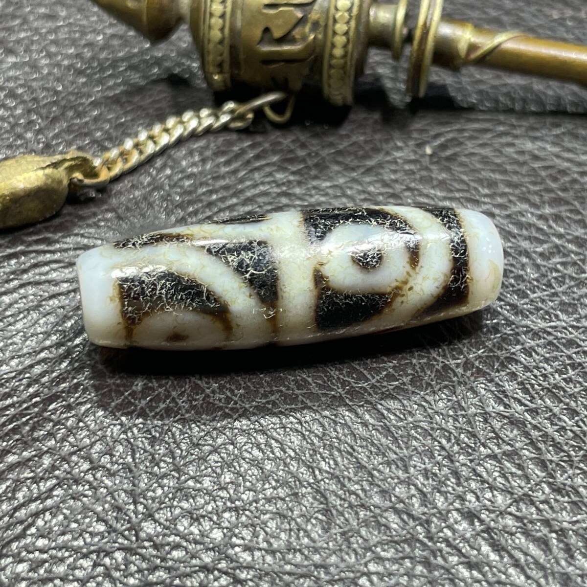 旧 清代 蔵区 至純 招財帝門 四眼天珠 天然石 時代物 中国古美術 古賞物 古置物 唐物 S78拍卖